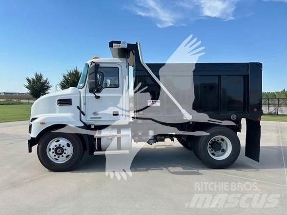 Mack MD7 自卸式货车