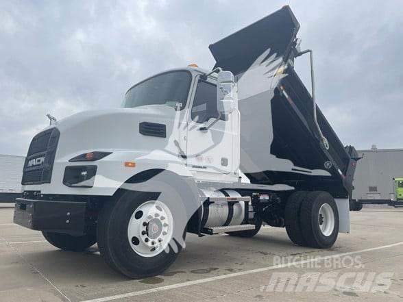 Mack MD7 自卸式货车