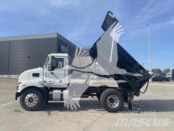 Mack MD7 自卸式货车