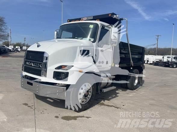 Mack MD7 自卸式货车