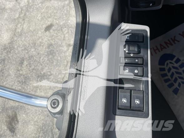 Mack MD7 自卸式货车