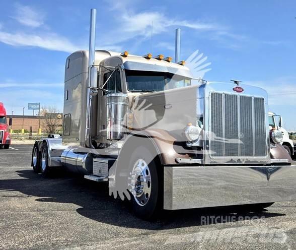 Peterbilt 379 牵引车