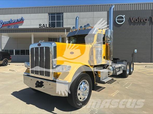 Peterbilt 389 牵引车