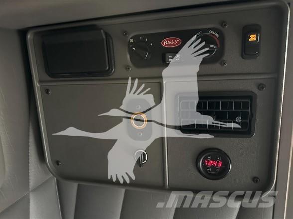 Peterbilt 389 牵引车