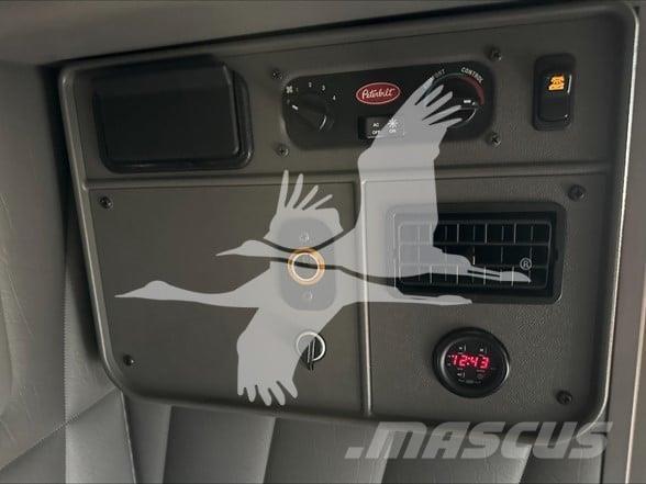 Peterbilt 389 牵引车