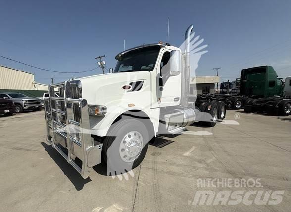 Peterbilt 567 牵引车