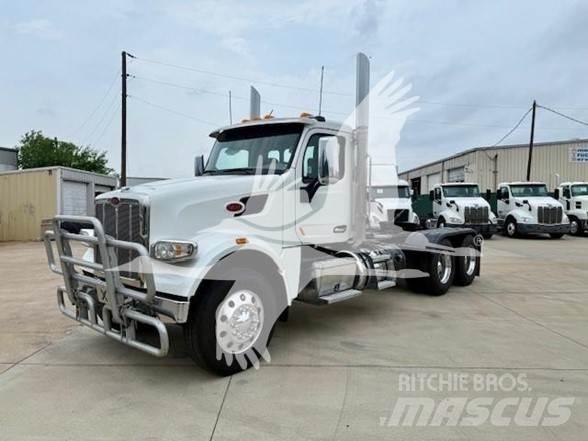 Peterbilt 567 牵引车