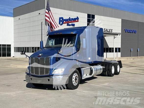 Peterbilt 579 牵引车