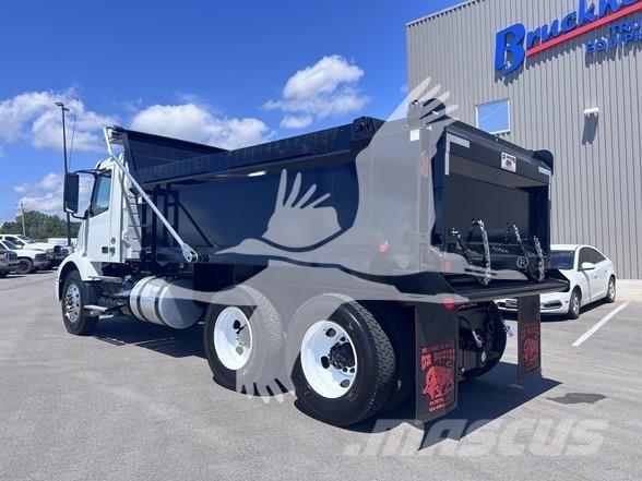 Volvo VNR64300 自卸式货车