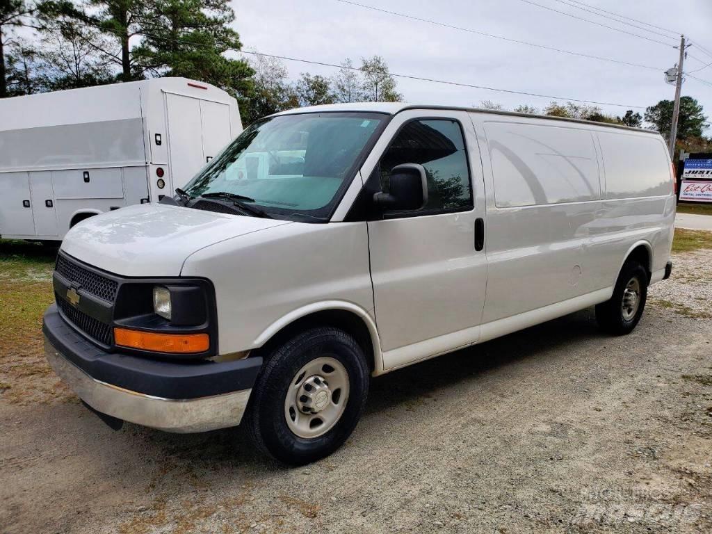 Chevrolet G3500 大型面包车