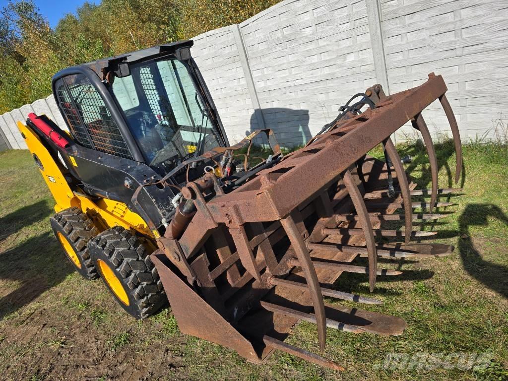 JCB 180 Robot 小型装载机