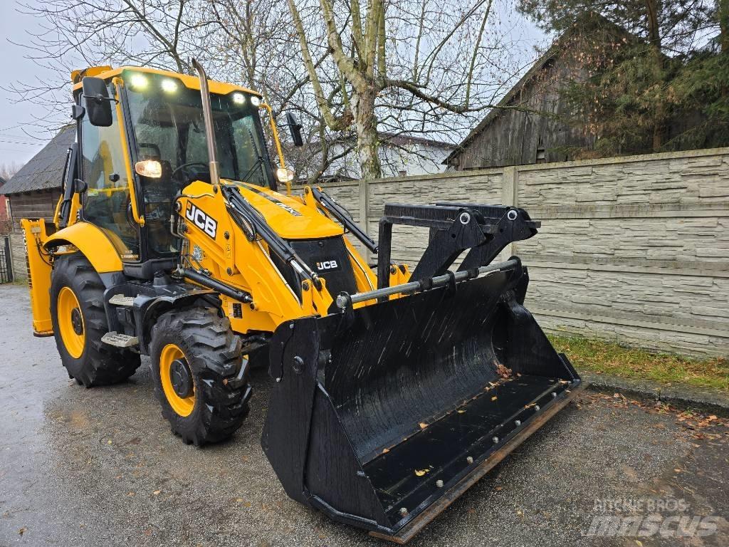 JCB 3CX PLUS 反铲装载机
