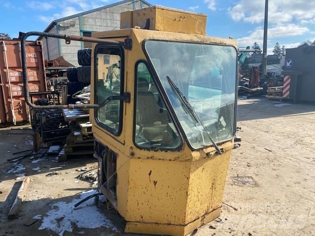 CAT 992 C 驾驶室与内部