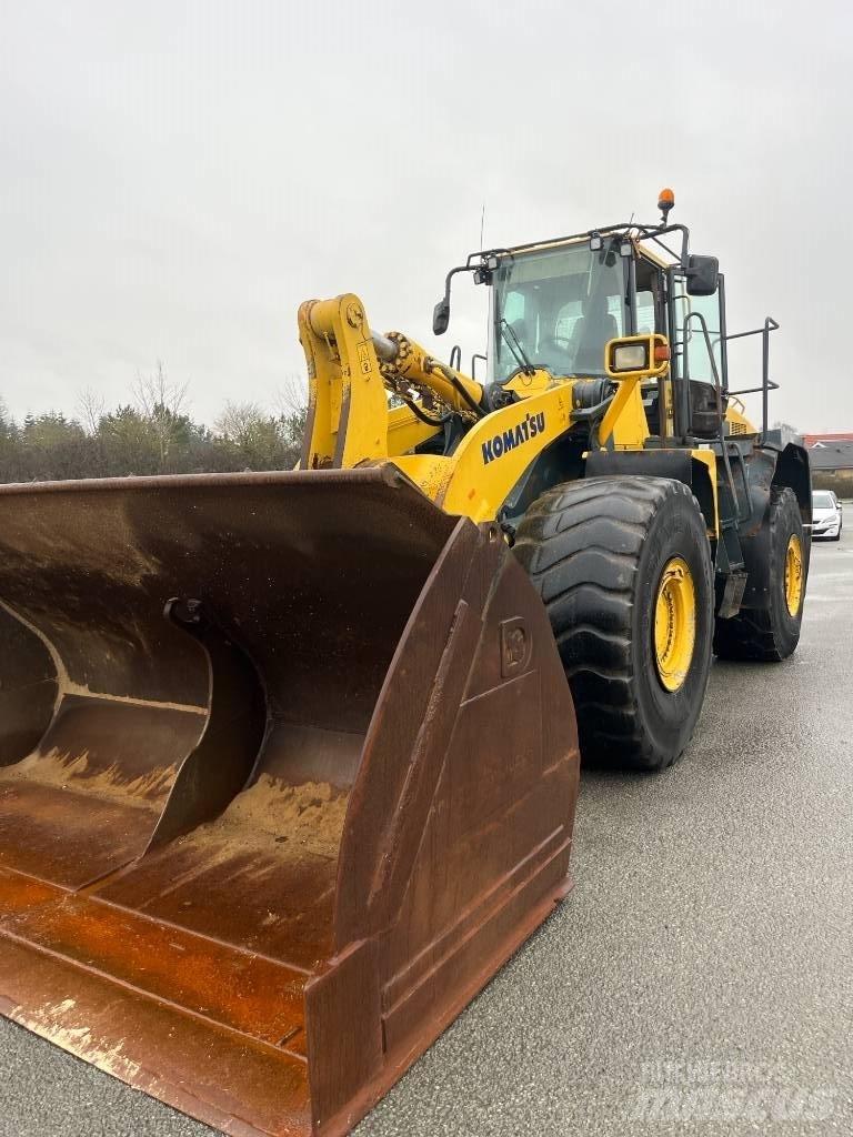 Komatsu WA 500-6 轮式装载机