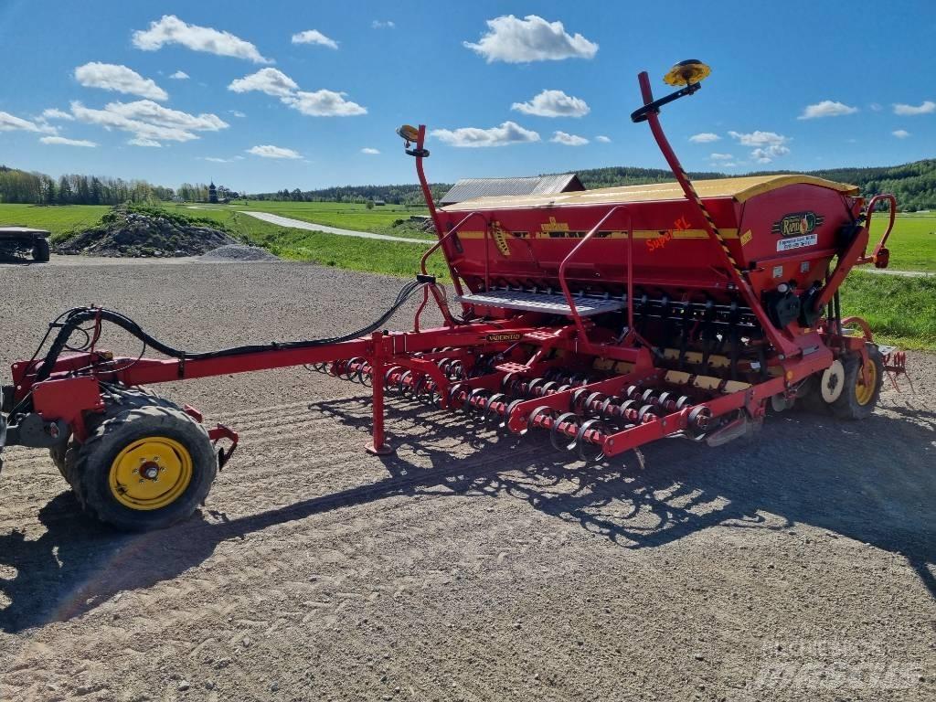 Väderstad 400C 多功能条播机
