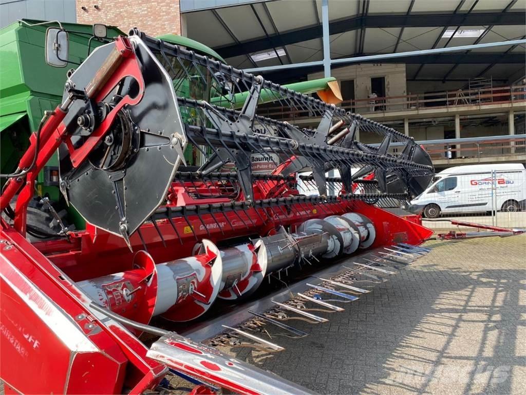 John Deere 2266 联合收割机