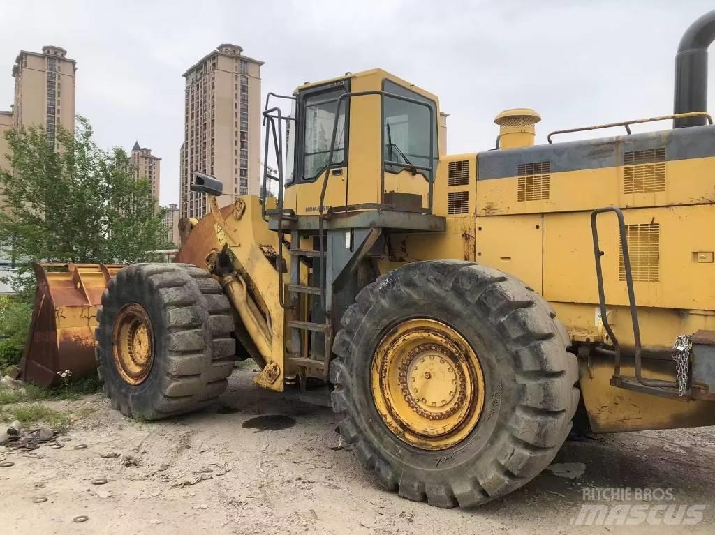 Komatsu WA 600-3 轮式装载机