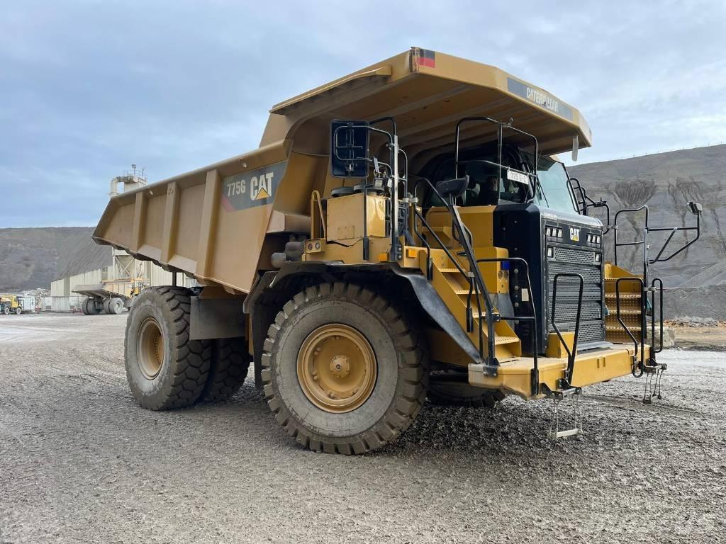 CAT 775G 刚性自卸车