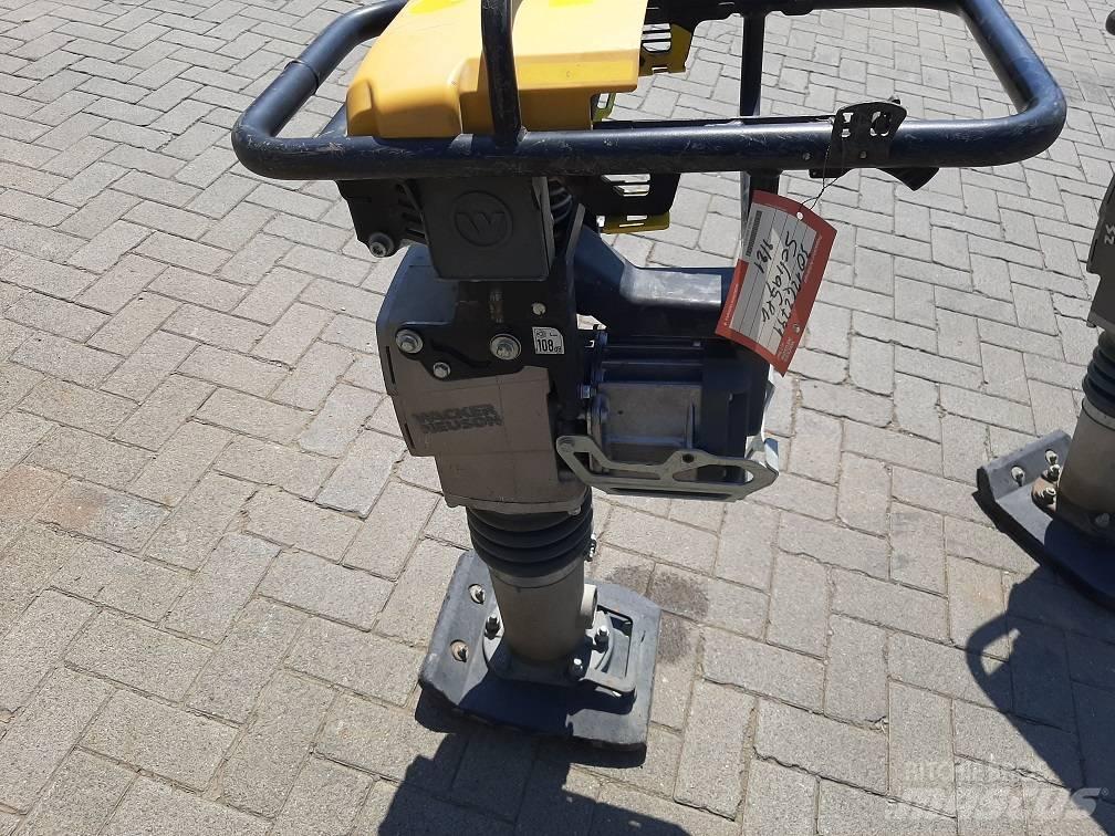Wacker Neuson AS60e 匝道机
