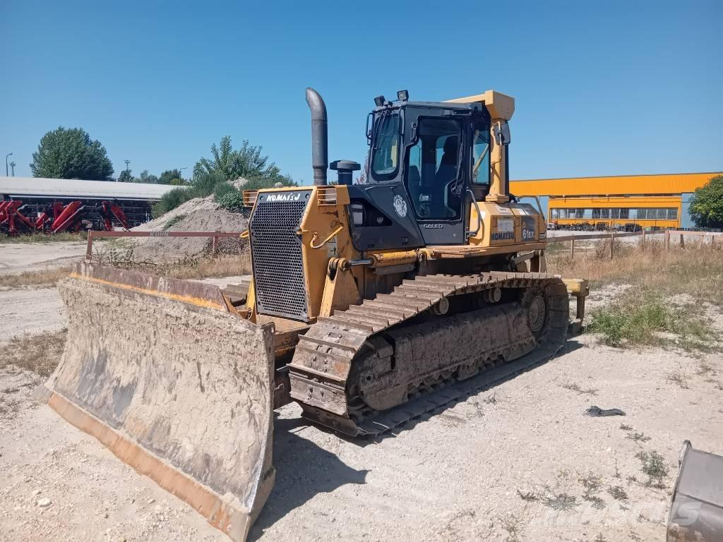 Komatsu D 61 EX-15 履带式推土机