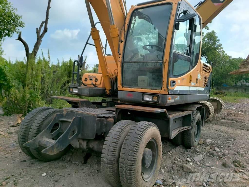 Hyundai R 150 W-9 轮式挖掘机