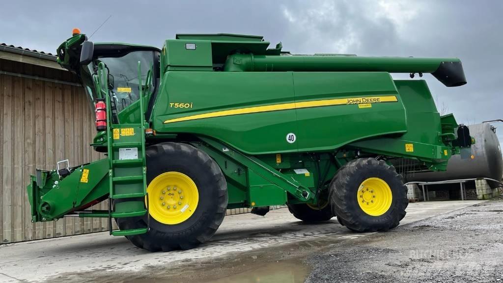 John Deere T 560 联合收割机
