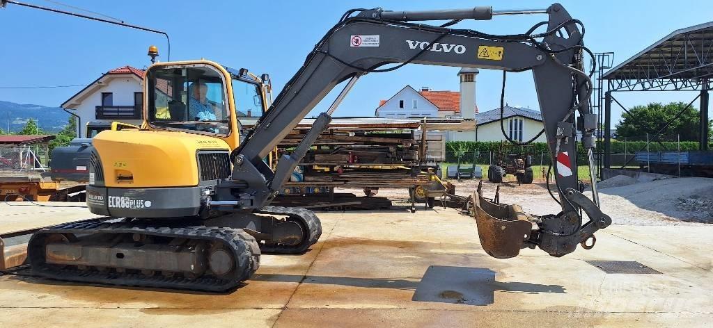 Volvo ECR88 中型挖掘机