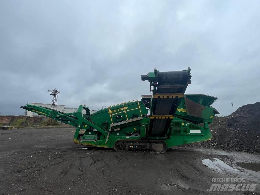 McCloskey R105 振动筛