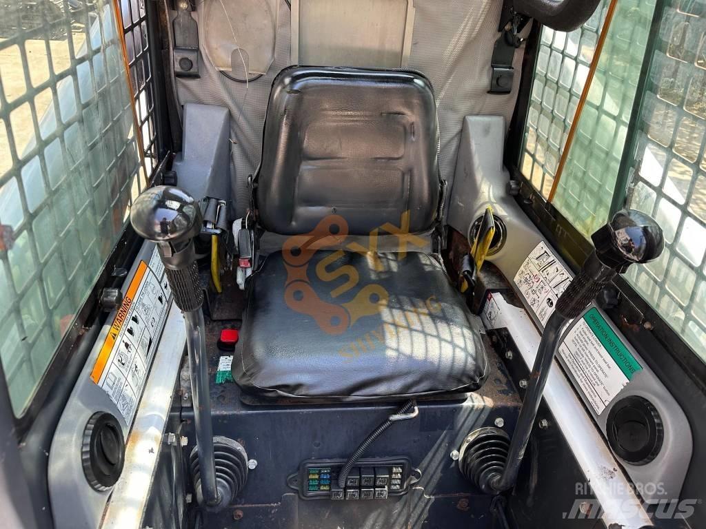Bobcat 864 滑移装载机