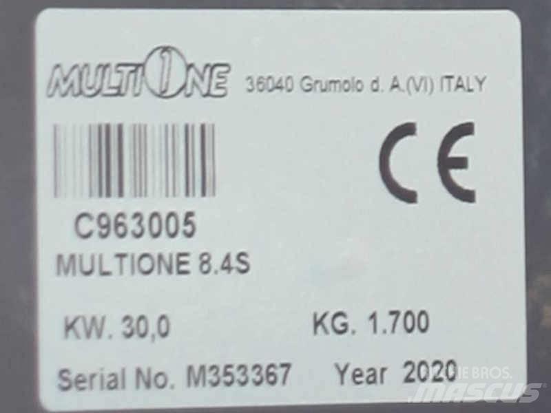 Multione 8.4S 小型装载机