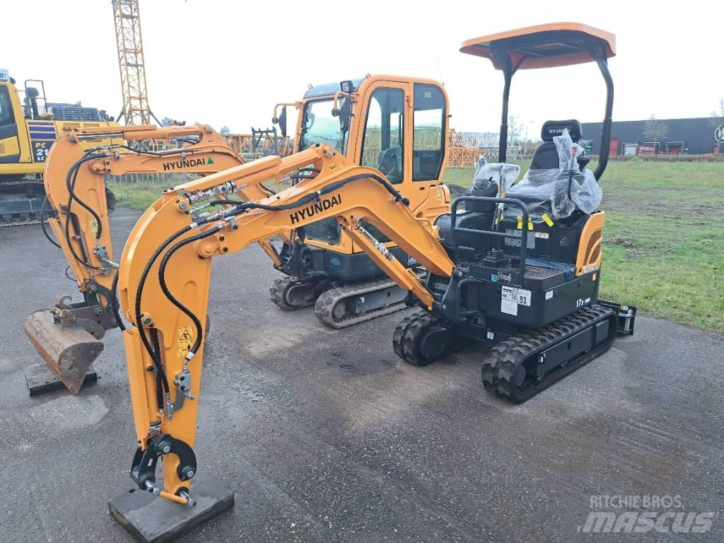 Hyundai R17Z-9AK 小型挖掘机