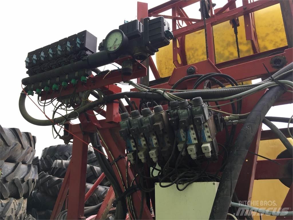 Hardi 3500 牵引式喷雾机