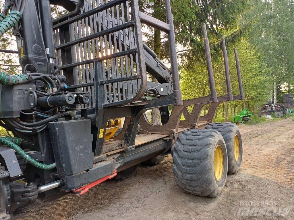 John Deere 1010E 集运机