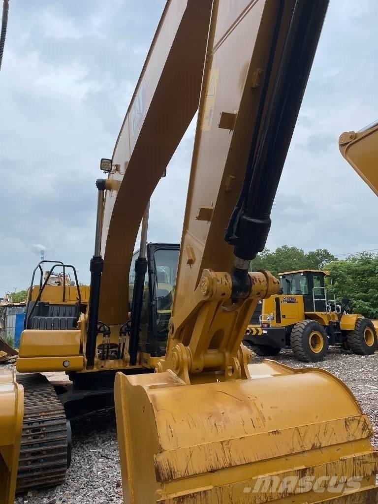 CAT 323GX 中型挖掘机