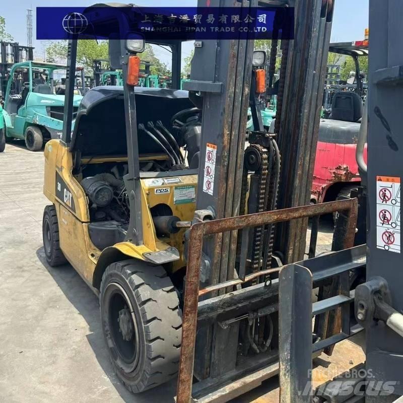 CAT 30 柴油叉车