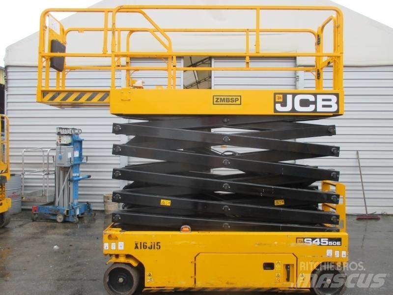 JCB S4550E 剪叉式升降机