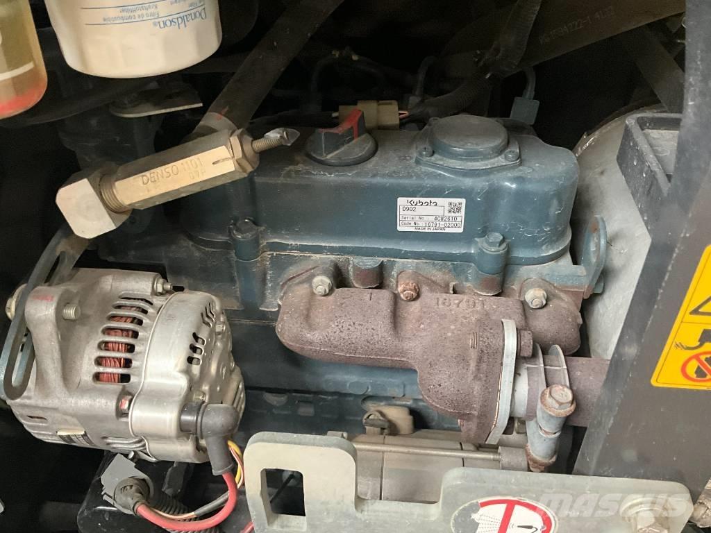 Kubota KX 019-4 小型挖掘机