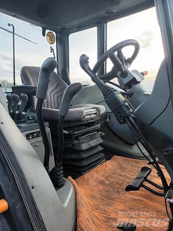 Valtra N 141 Hitech 拖拉机/农用车