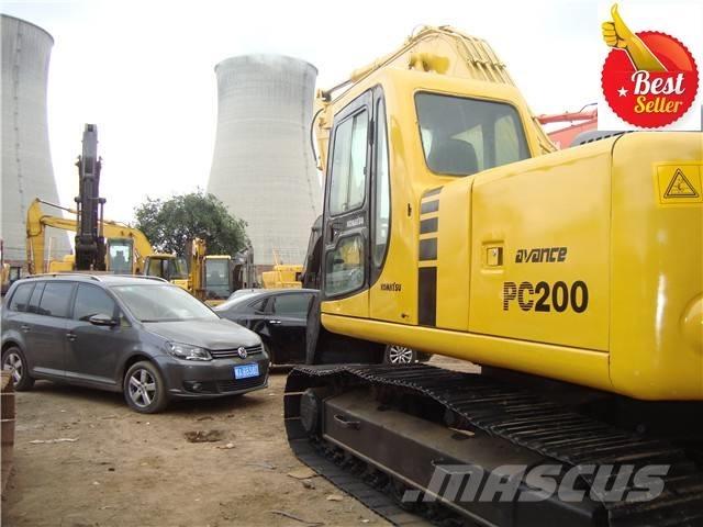 Komatsu PC 200 履带挖掘机