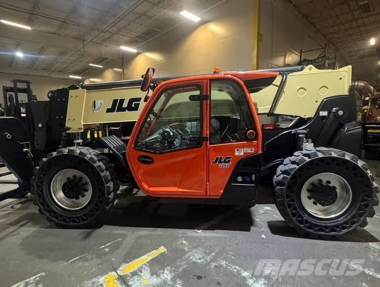 JLG 1255 伸缩臂叉装车|叉装车