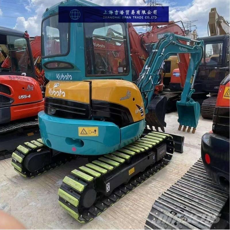 Kubota U 25 小型挖掘机