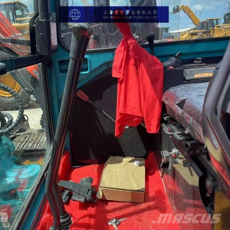 Kubota U 25 小型挖掘机