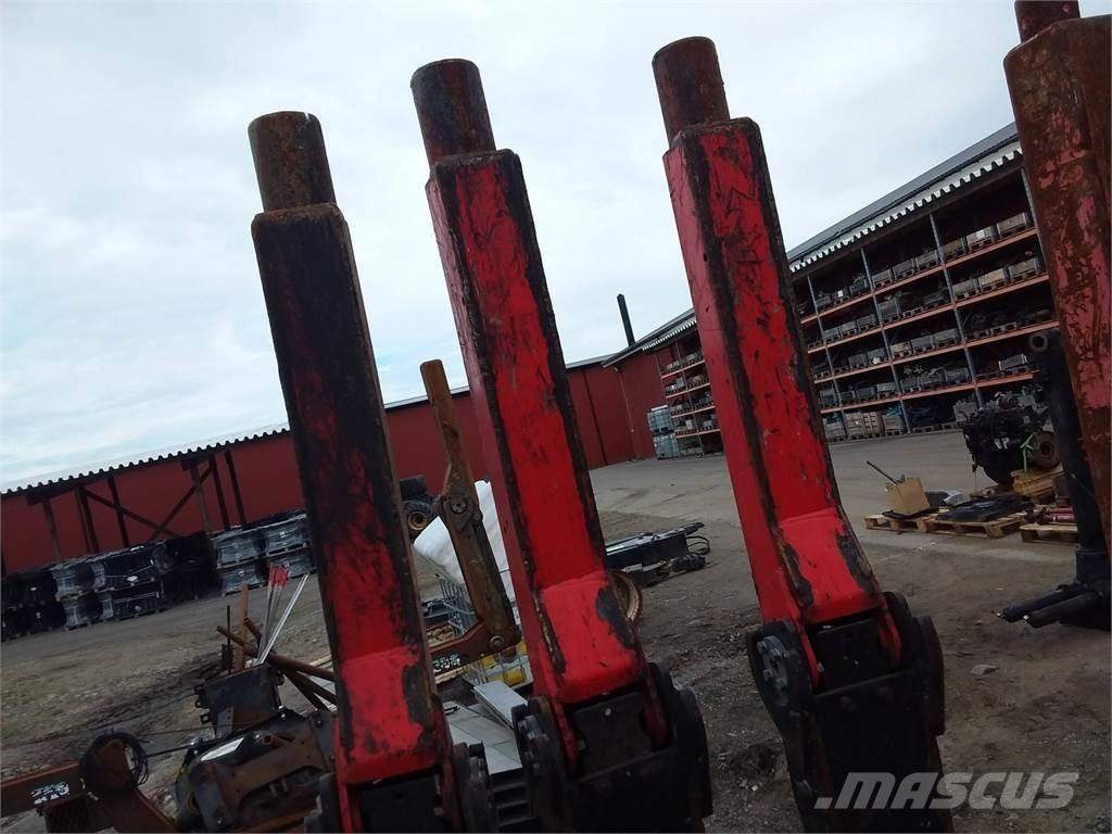 Komatsu 895 其他组件