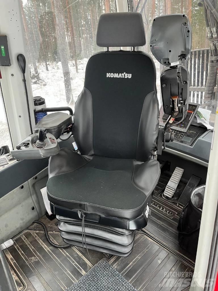 Komatsu 865 集运机