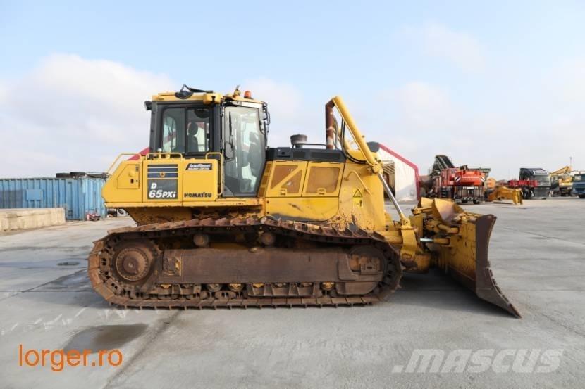 Komatsu D 65 PX-18 履带式推土机