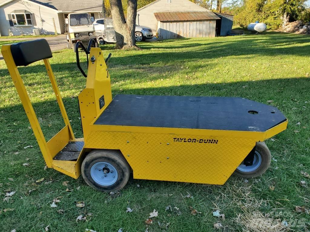 Taylor-Dunn SC090 搬运车
