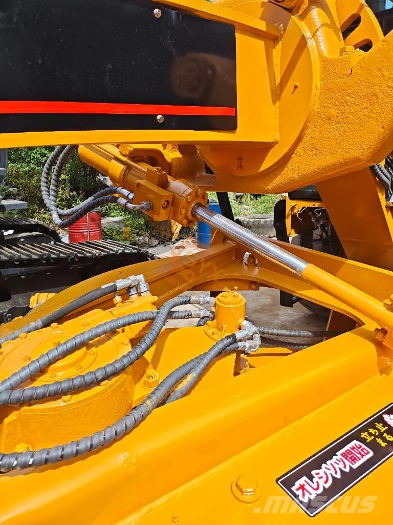 CAT 140 H 平地机/推土机