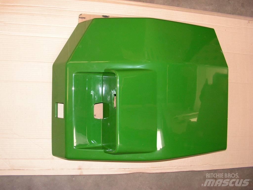John Deere 6800 底盘和悬架