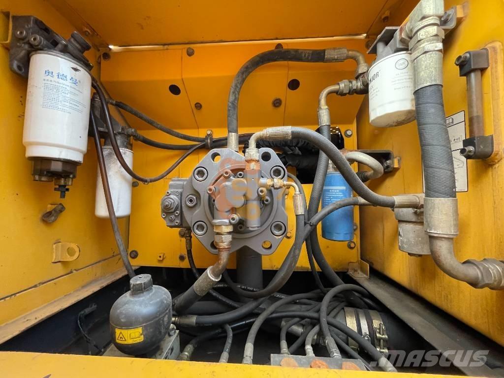 Volvo EC 210 B LC 履带挖掘机