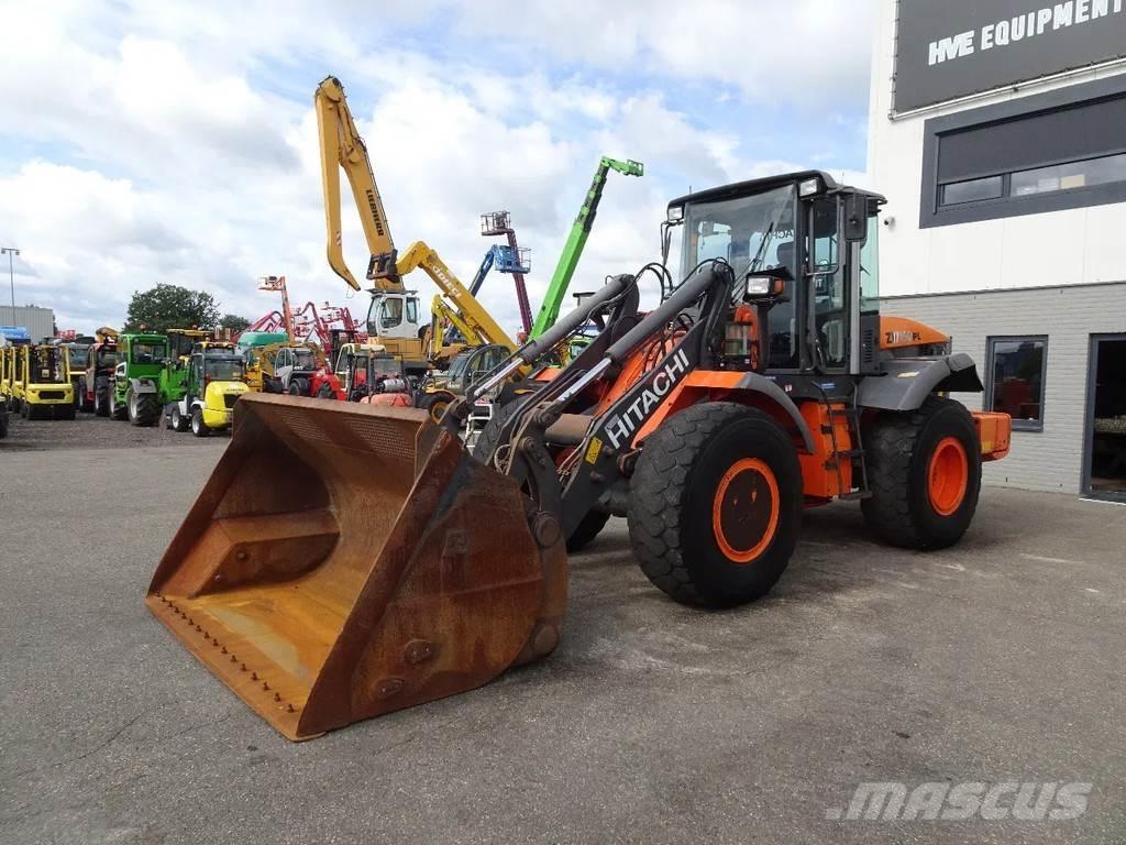 Hitachi ZW150 轮式装载机